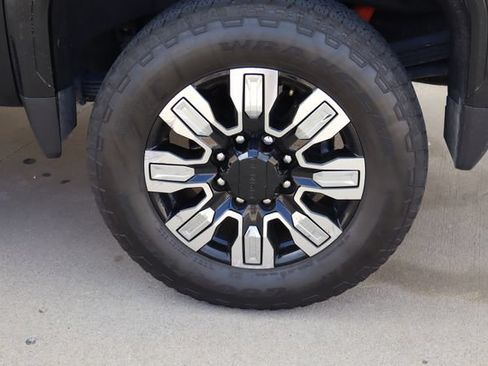 Used 2025 GMC Sierra 2500 Denali w/ Denali Reserve Package AWD/4WD image 31