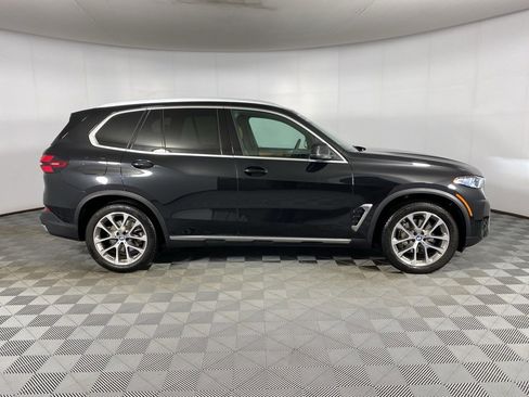 Certified 2024 BMW X5 xDrive40i w/ Premium Package image 4