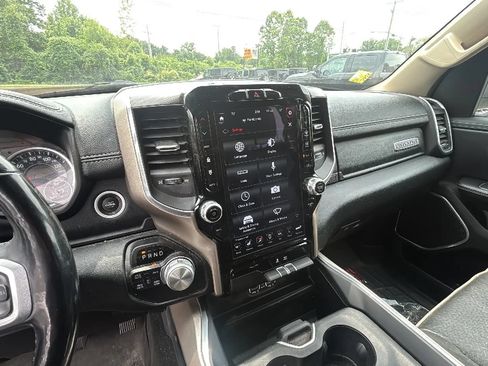 Used 2020 RAM 1500 Laramie AWD/4WD image 12