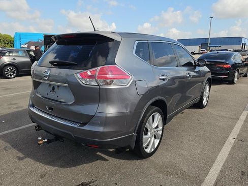 Used 2015 Nissan Rogue S FWD image 4