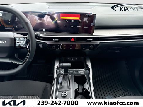 New 2026 Kia Sorento LX image 18