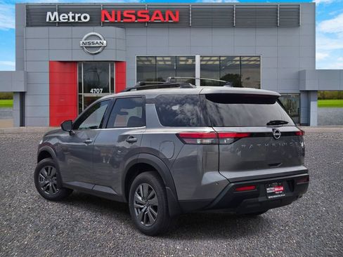 New 2026 Nissan Pathfinder SV w/ Cargo Package FWD image 4