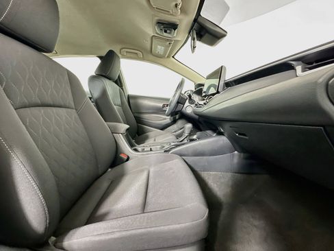 Used 2024 Toyota Corolla LE FWD image 29