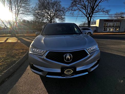 Used 2017 Acura MDX SH-AWD image 2