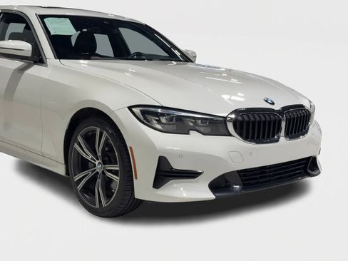 Used 2020 BMW 330i Sedan w/ Driving Assistance Package image 3