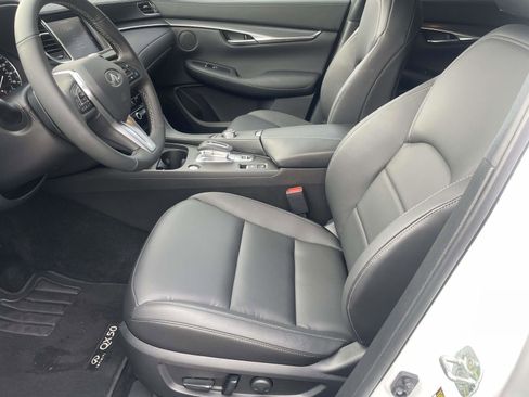 Used 2025 INFINITI QX50 Pure image 16