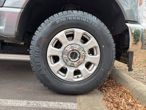 Used 2024 Ford F250 XLT image 32