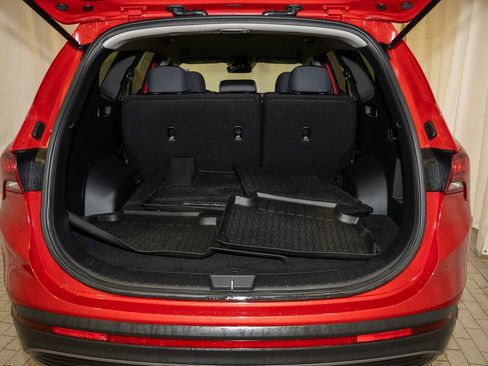 Used 2023 Hyundai Santa Fe SE image 5