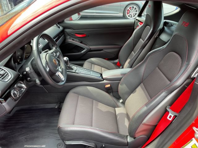 Used 2023 Porsche 718 Cayman w/ 718 T Interior Package RWD image 28