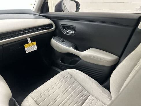 New 2026 Honda HR-V LX image 13