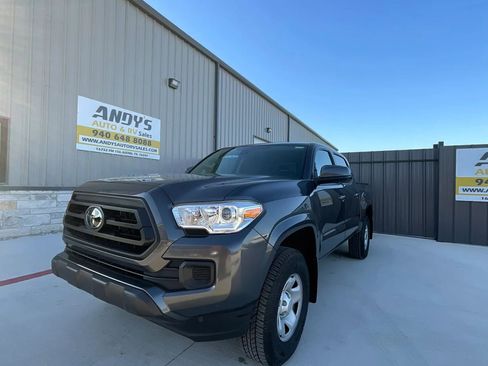 Used 2023 Toyota Tacoma SR image 4