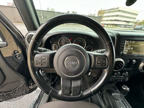 Used 2014 Jeep Wrangler Unlimited Sahara w/ Dual Top Group image 14