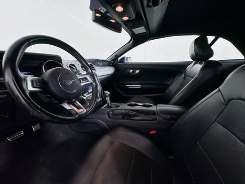 Used 2020 Ford Mustang Premium RWD image 21