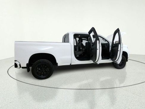 Used 2020 Chevrolet Silverado 1500 RST w/ True North Edition AWD/4WD image 14