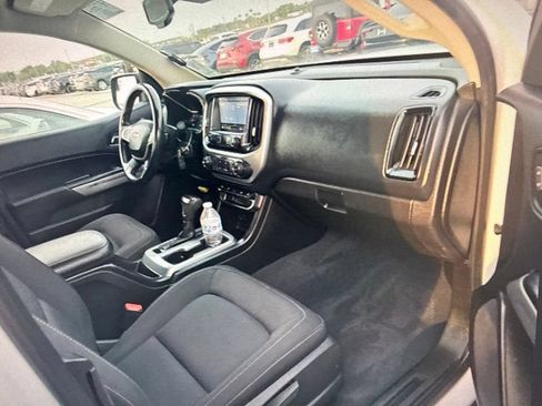 Used 2021 Chevrolet Colorado LT w/ Safety Package RWD image 7
