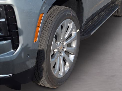 New 2026 Chevrolet Tahoe Premier w/ Sun And Tow Package RWD image 9