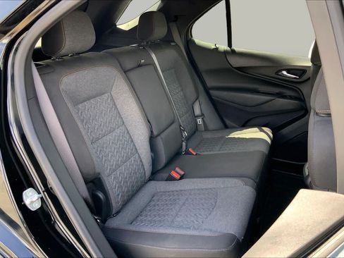 Used 2023 Chevrolet Equinox LT FWD image 18