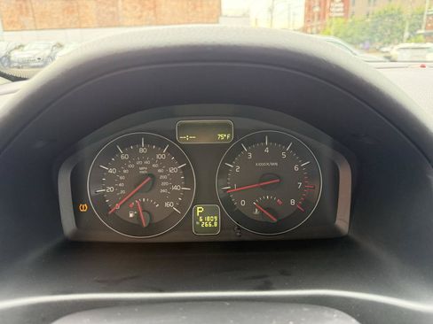 Used 2012 Volvo C30 FWD image 12