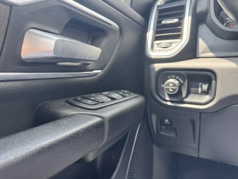 Used 2023 RAM 1500 Big Horn AWD/4WD image 29