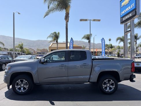 Used 2020 Chevrolet Colorado Z71 AWD/4WD image 5