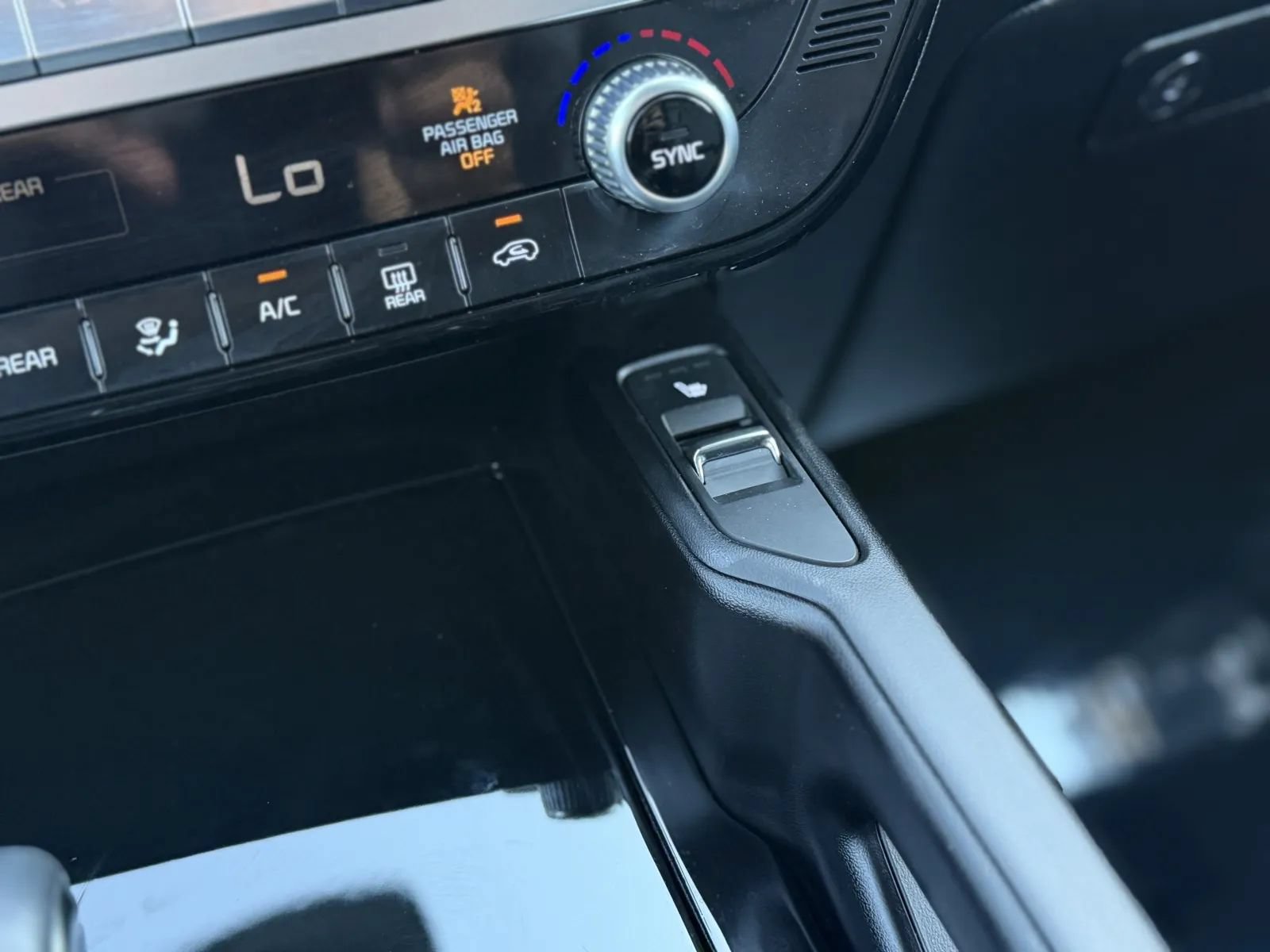 Used 2025 Kia Telluride S AWD/4WD image 38