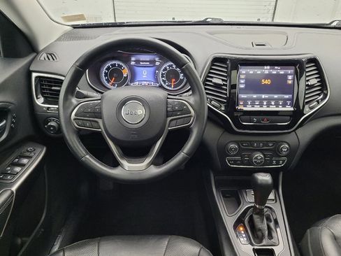 Used 2019 Jeep Cherokee Limited FWD image 22