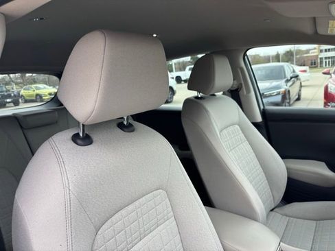 Used 2023 Honda HR-V LX image 23