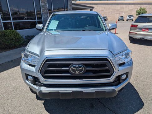 Used 2022 Toyota Tacoma SR5 w/ Technology Package AWD/4WD image 7
