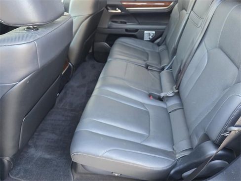 Used 2019 Lexus LX 570 570 image 9