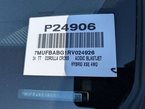 Used 2024 Toyota Corolla Cross AWD Hybrid w/ Convenience Package image 37