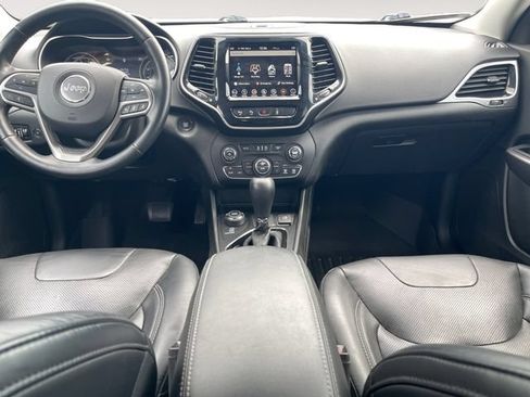 Used 2019 Jeep Cherokee Limited w/ Technology Group AWD/4WD image 10
