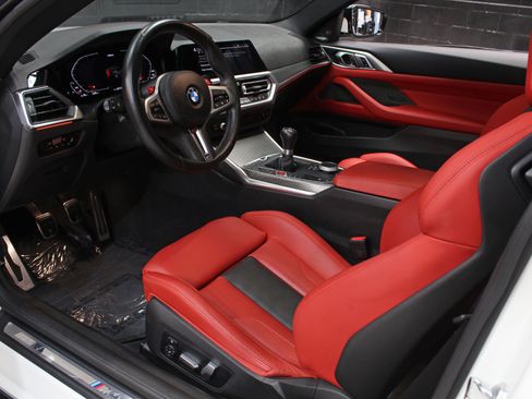 Used 2023 BMW M4 Coupe RWD image 34