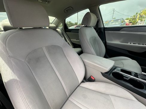 Used 2016 Hyundai Sonata SE image 20