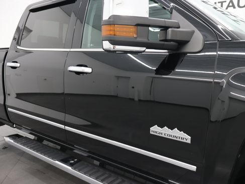 Used 2017 Chevrolet Silverado 2500 High Country w/ Duramax Plus Package AWD/4WD image 25