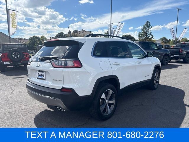 Used 2022 Jeep Cherokee Limited w/ Mopar Interior Package AWD/4WD image 8