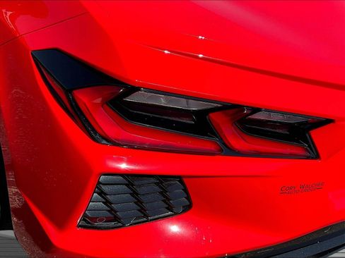 Used 2022 Chevrolet Corvette Stingray Coupe w/ 1LT RWD image 18