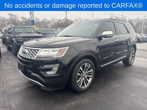 Used 2016 Ford Explorer Platinum image 2