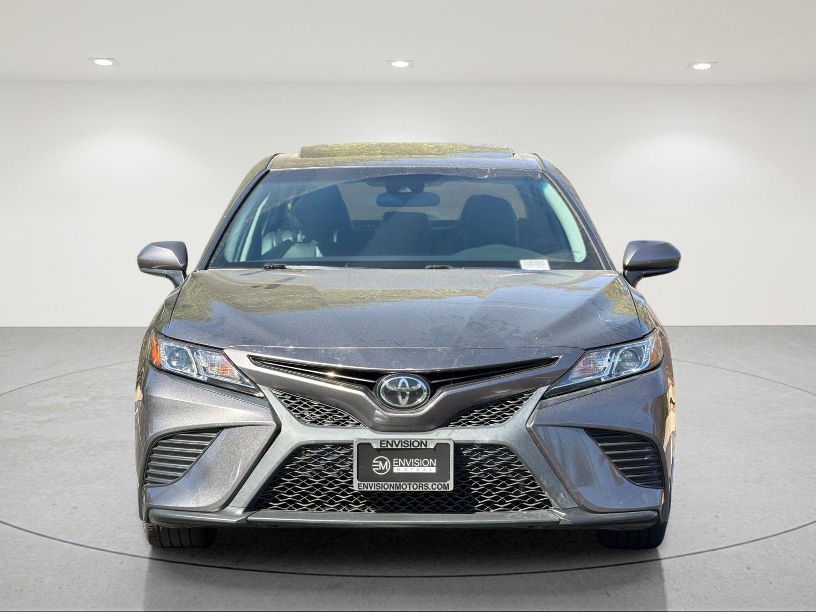 Used 2018 Toyota Camry SE w/ Moonroof Package FWD image 7