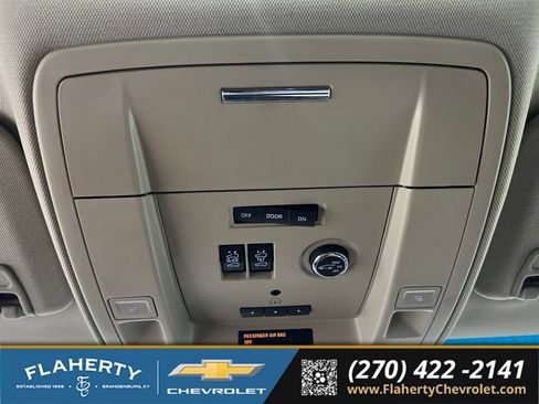 Used 2016 Chevrolet Suburban LT AWD/4WD image 34