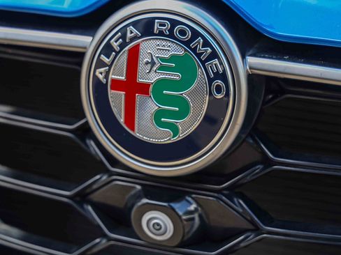 Used 2024 Alfa Romeo Tonale Ti w/ Active Assist Package AWD/4WD image 29