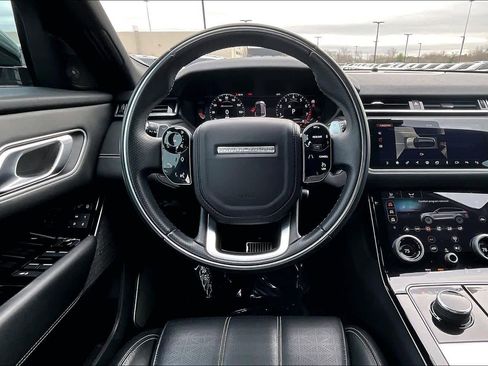 Used 2020 Land Rover Range Rover Velar R-Dynamic HSE image 6