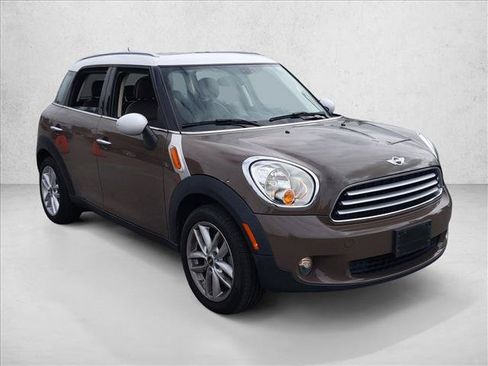 Used 2014 MINI Cooper Countryman FWD image 3