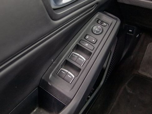 Used 2025 Honda Accord SE image 12