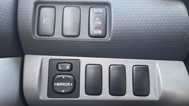 Used 2006 Toyota Tacoma PreRunner w/ TRD Sport Pkg #3 RWD image 14