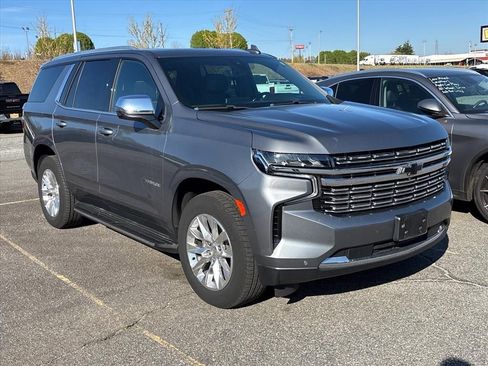 Used 2021 Chevrolet Tahoe Premier w/ Premium Package image 5