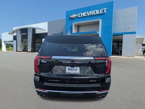 New 2026 GMC Yukon XL Denali w/ Denali Reserve Package RWD image 6