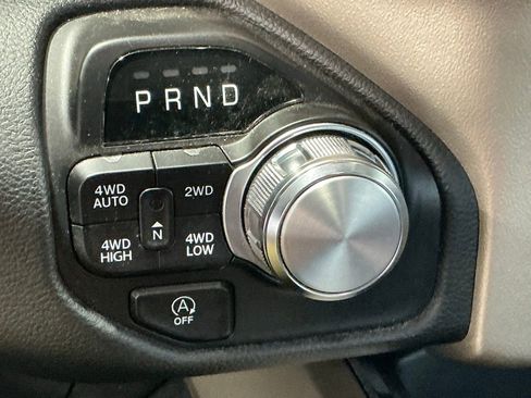 Used 2022 RAM 1500 Laramie AWD/4WD image 22