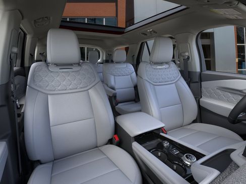 New 2026 Ford Explorer Platinum w/ LUX Leather Package image 10