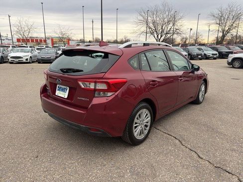 Used 2018 Subaru Impreza 2.0i Premium image 5