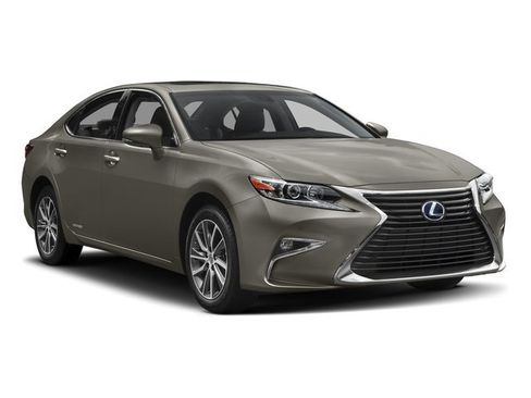 Used 2016 Lexus ES 300h w/ Luxury Package w/Wood Trim image 6